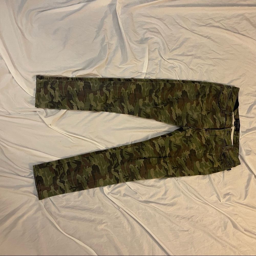 Tripp NYC camo pants slim fit (size 34)